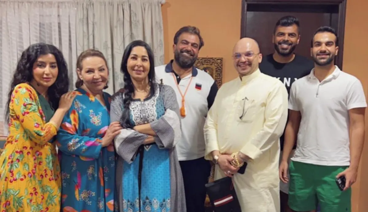 أحمد البريكي وفريق العمل - الصورة من حسابه على الانستغرام