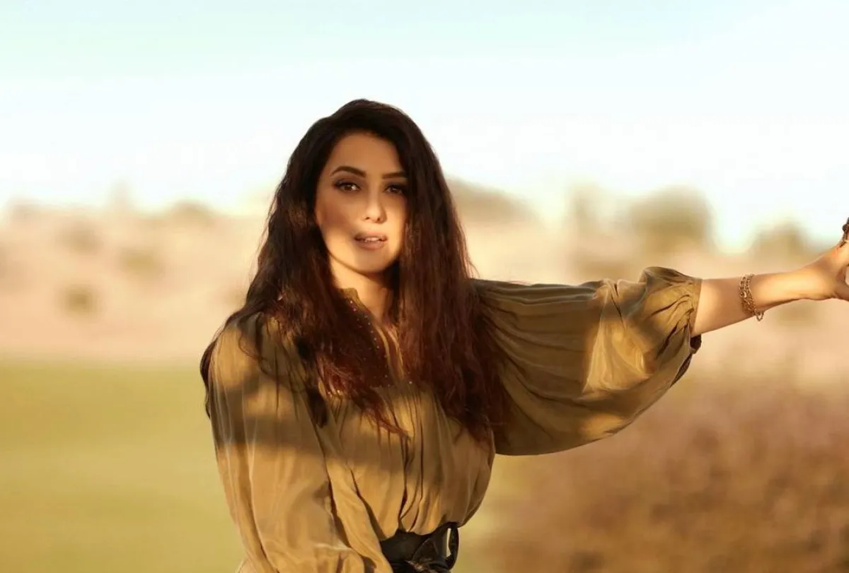 كندة علوش - صورة من صفحتها الرسمية على انستغرام