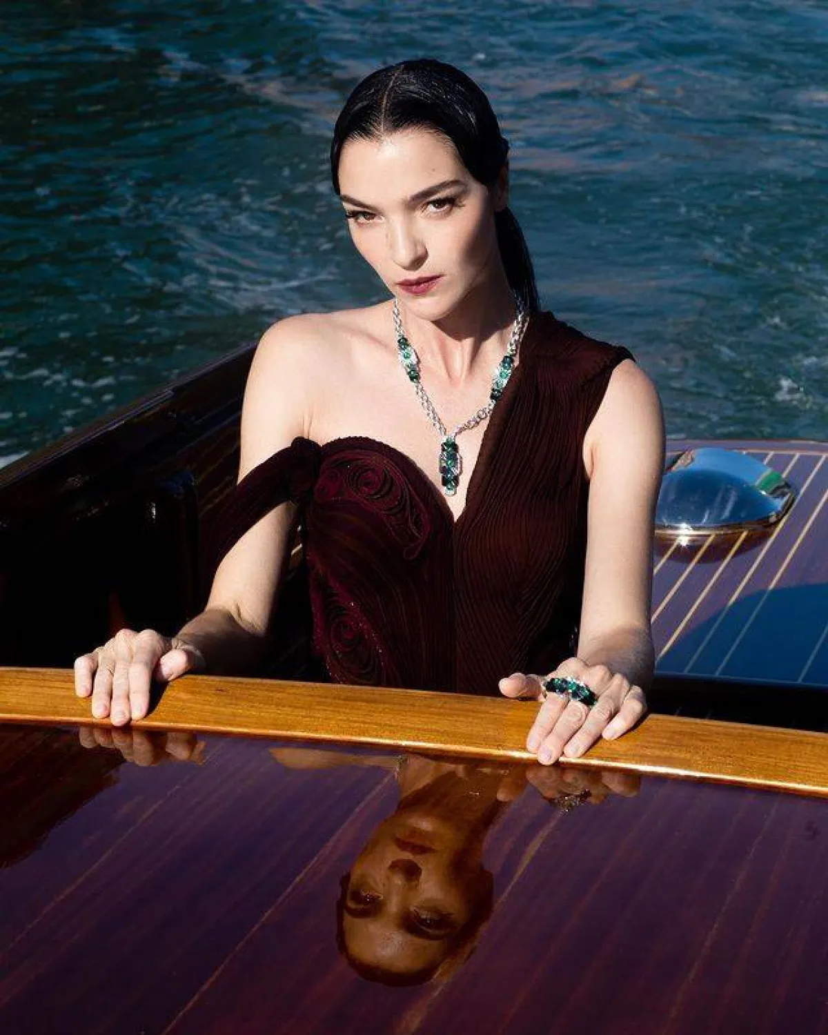 الصورة من الحساب الرسمي ل Mariacarla Boscono على انستغرام