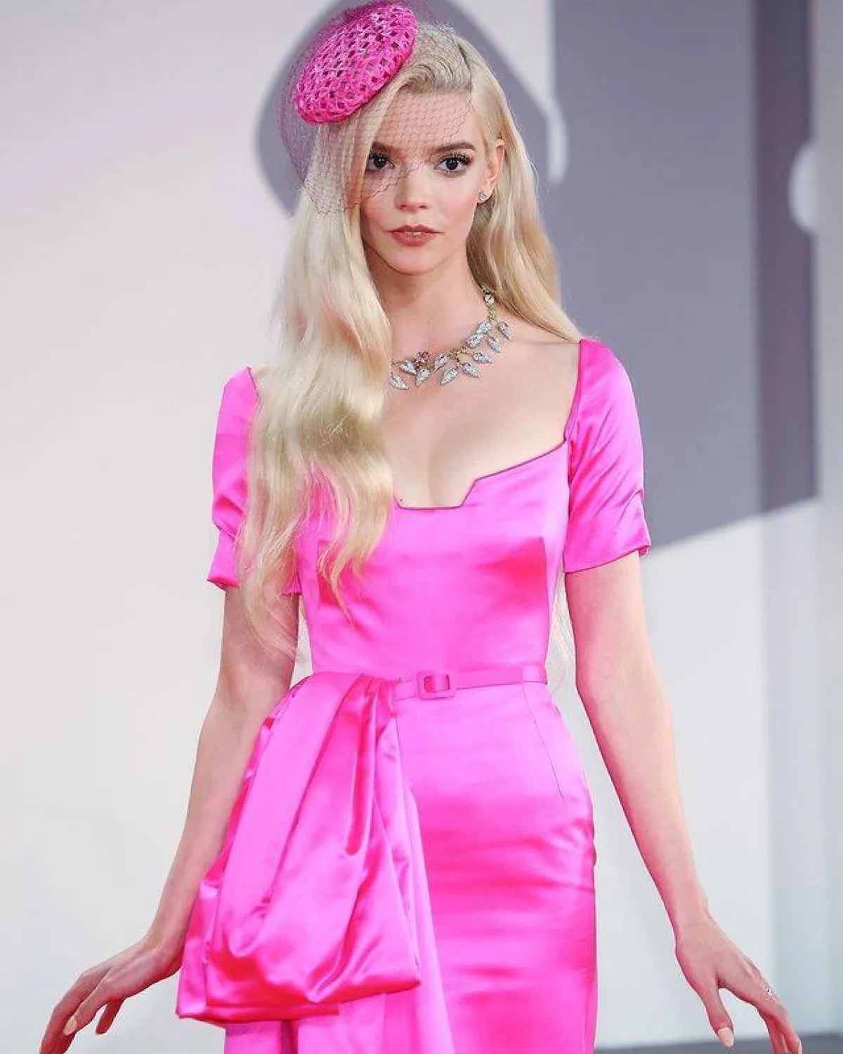 الصورة من الحساب الرسمي لAnya Taylor-Joy على انستغرام