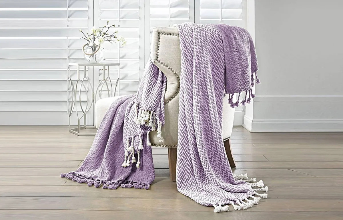 لون الخزامى يوظّف في تفاصيل الديكور الداخلي