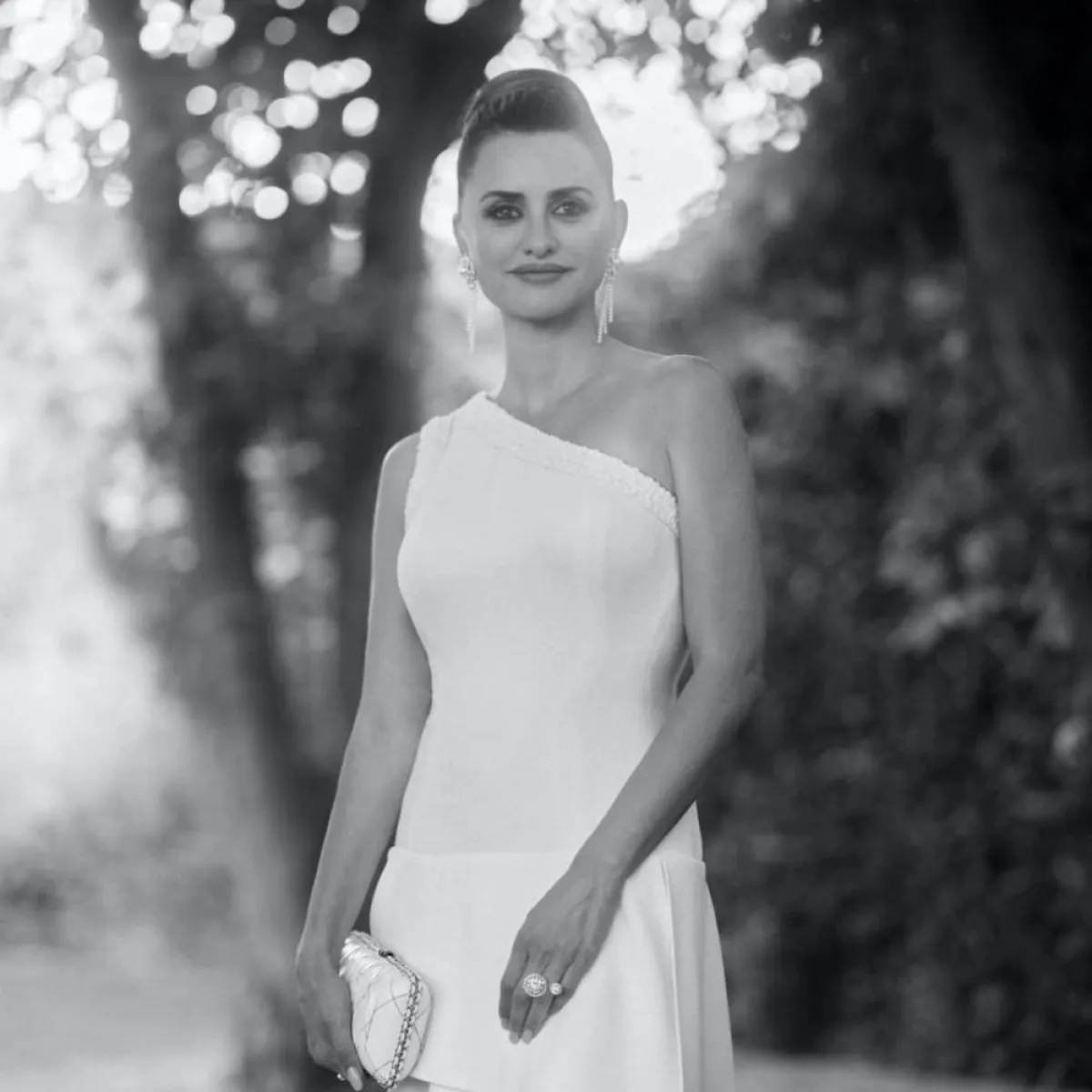 Penélope Cruz - الصورة من الحساب الرسمي لدار شانيل على انستغرام