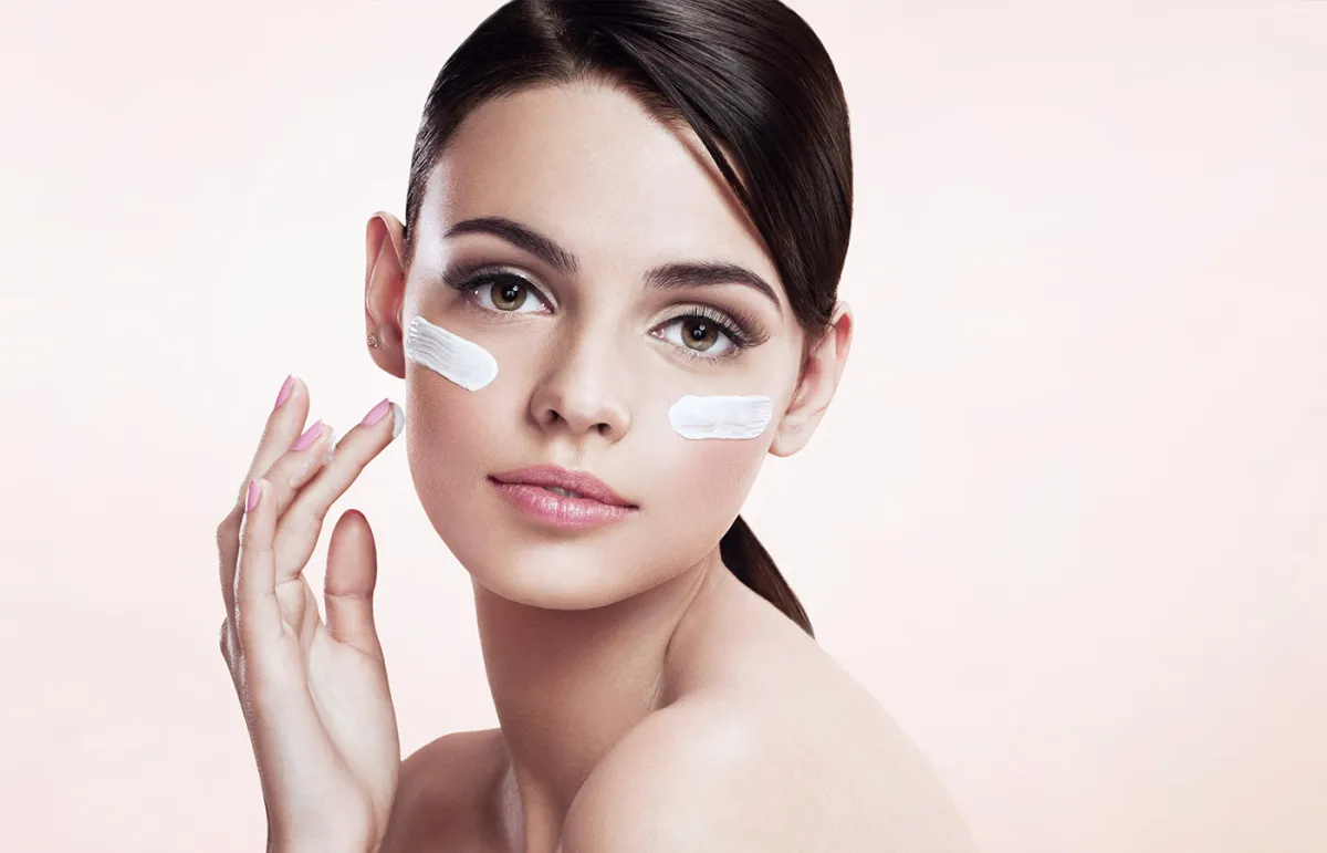 روتين العناية بالبشرة اليومي