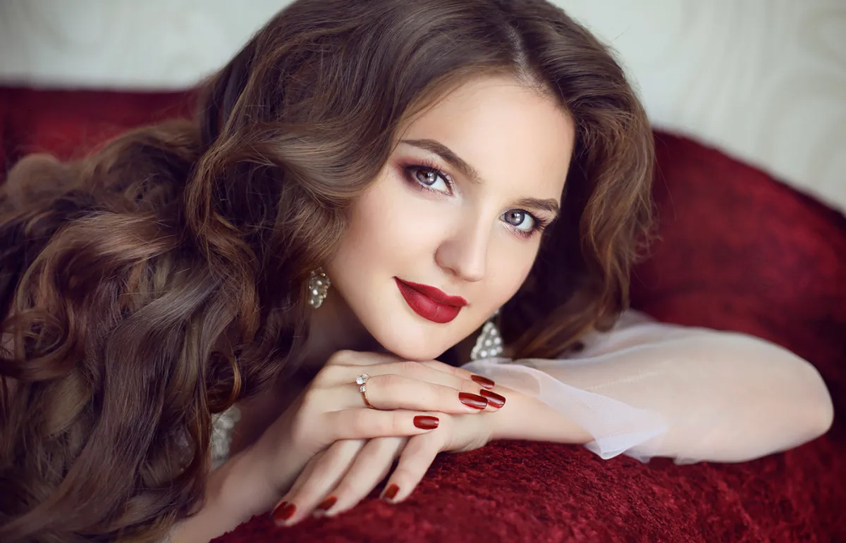 نصائح مكياج العيون الكبيرة لعروس 2022