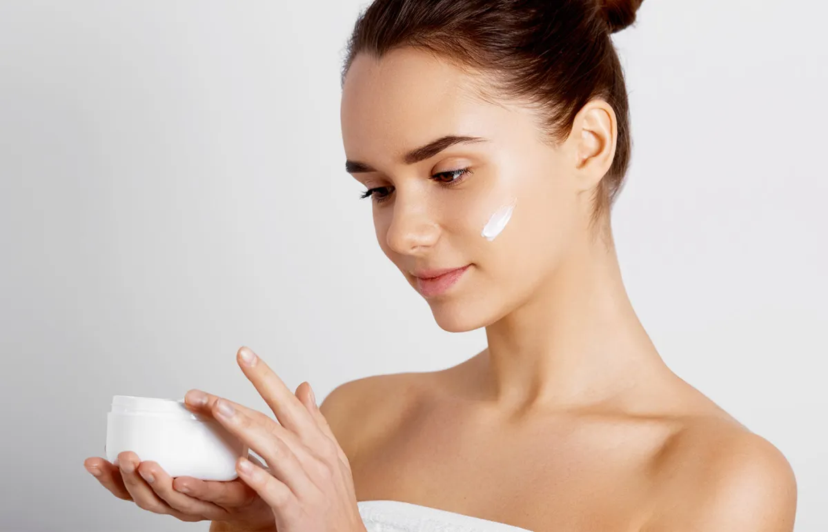 كيف تجعلين منتجات العناية بالبشرة الخاصة بك فعالة