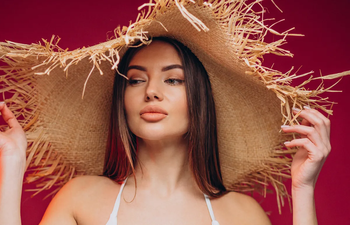 أفضل مستحضرات المكياج لقضاء يوم على الشاطئ