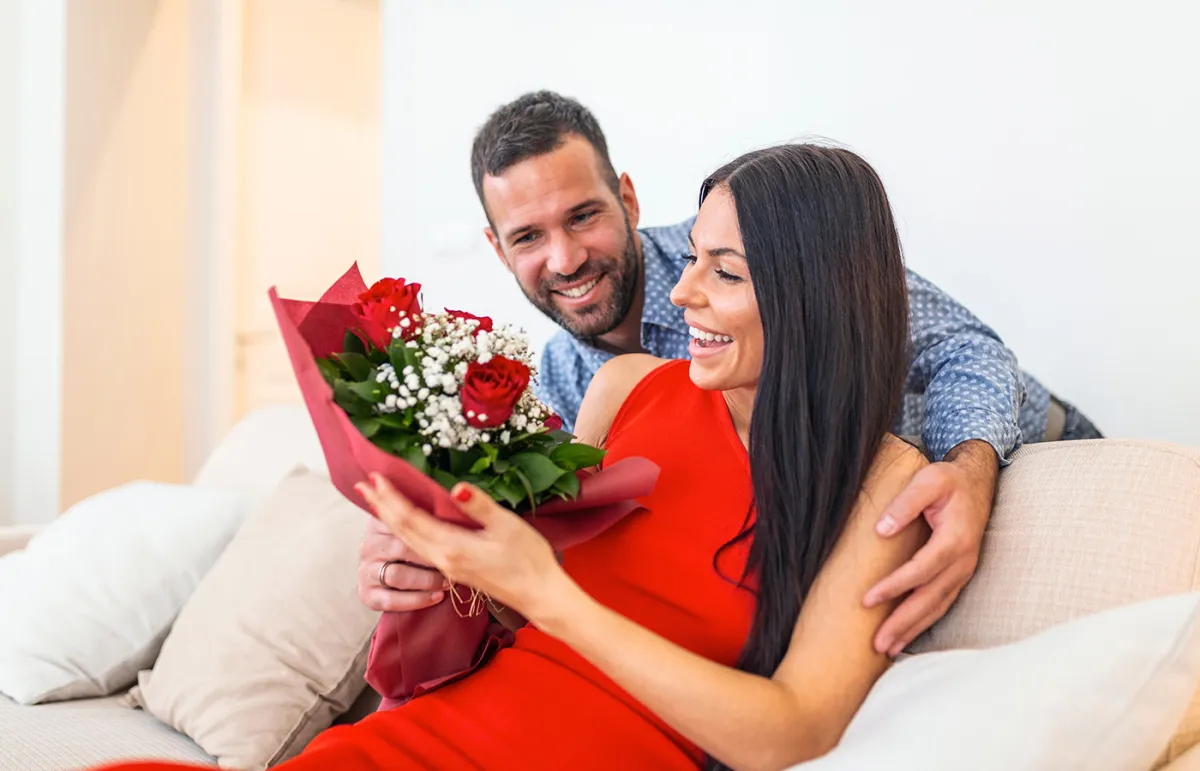 أفكار هدايا رومانسية خلال فترة الخطوبة