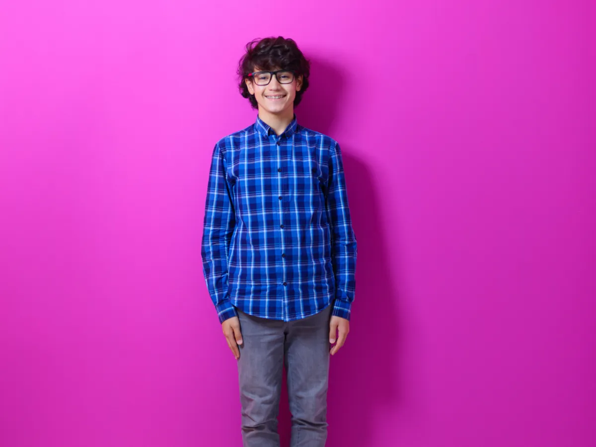 صورة لطفل دخل مرحلة المراهقة