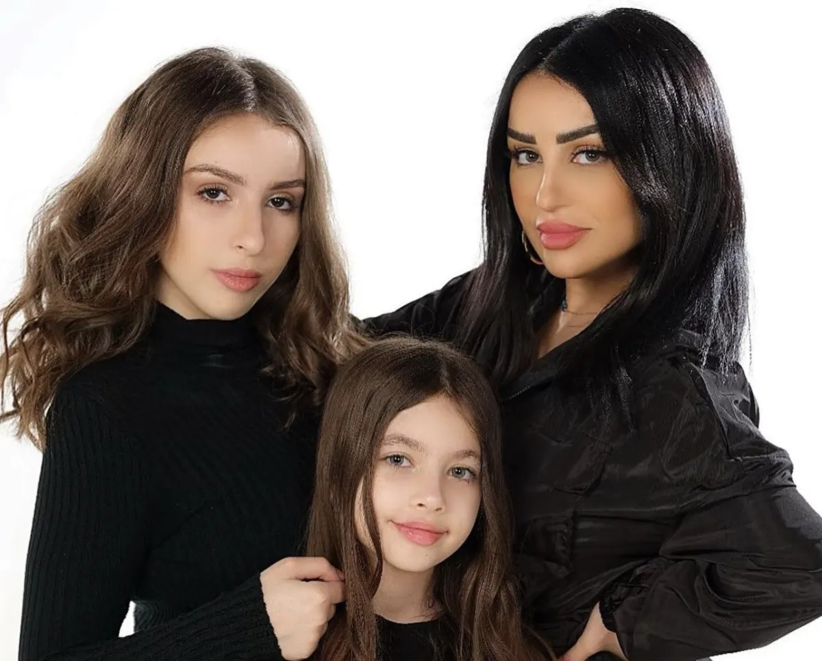 لينا الهاني وابنتيها - الصورة من حسابها في إنستقرام