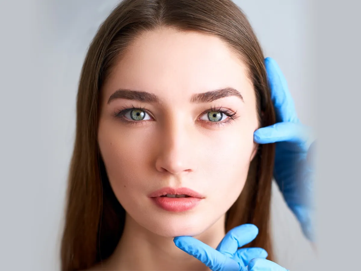 حقن الدهون أسفل العينين Under Eye Filler