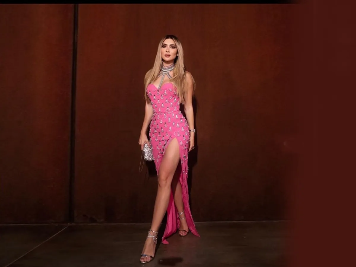 الزهري بين مايا دياب وستفاني صليبا