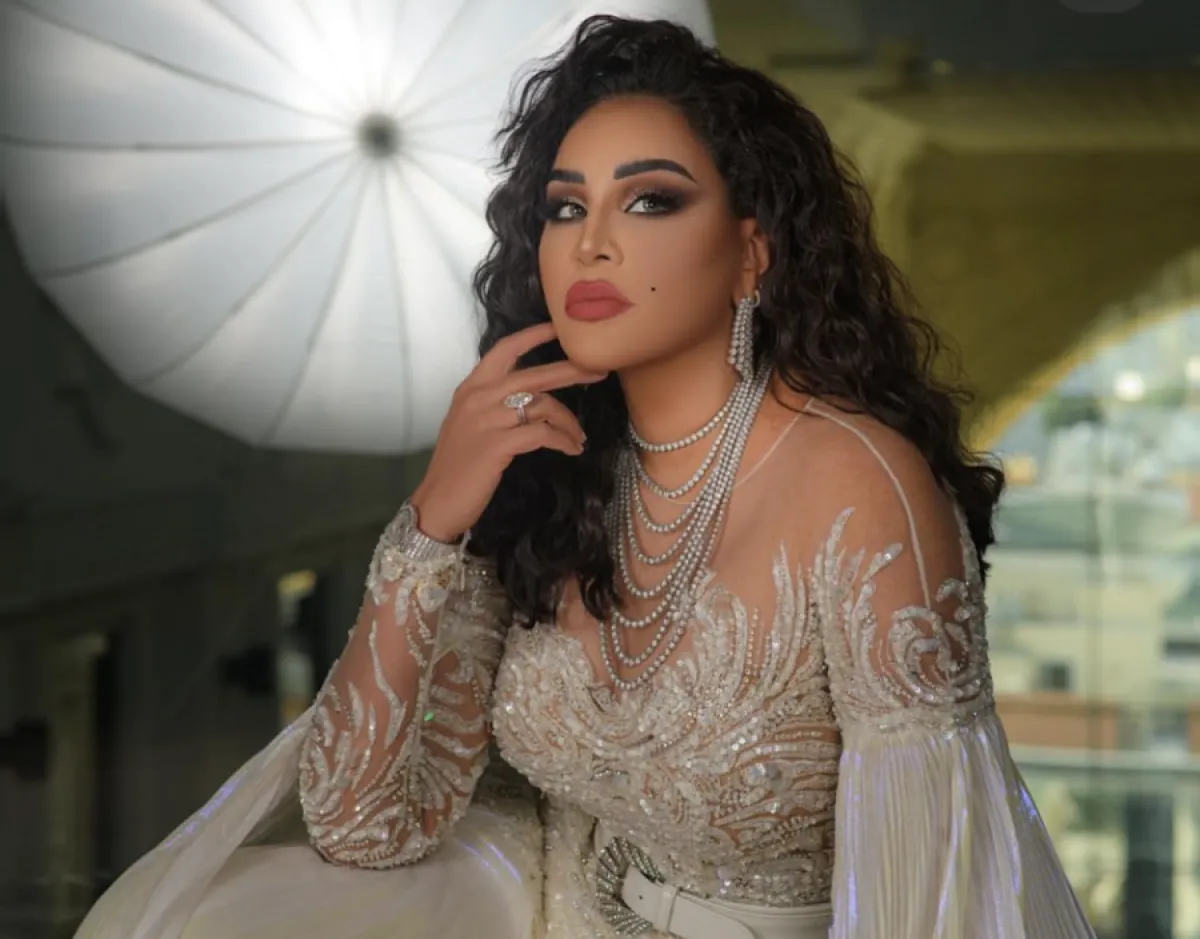 احلام - الصورة من حسابها على الانستجرام 