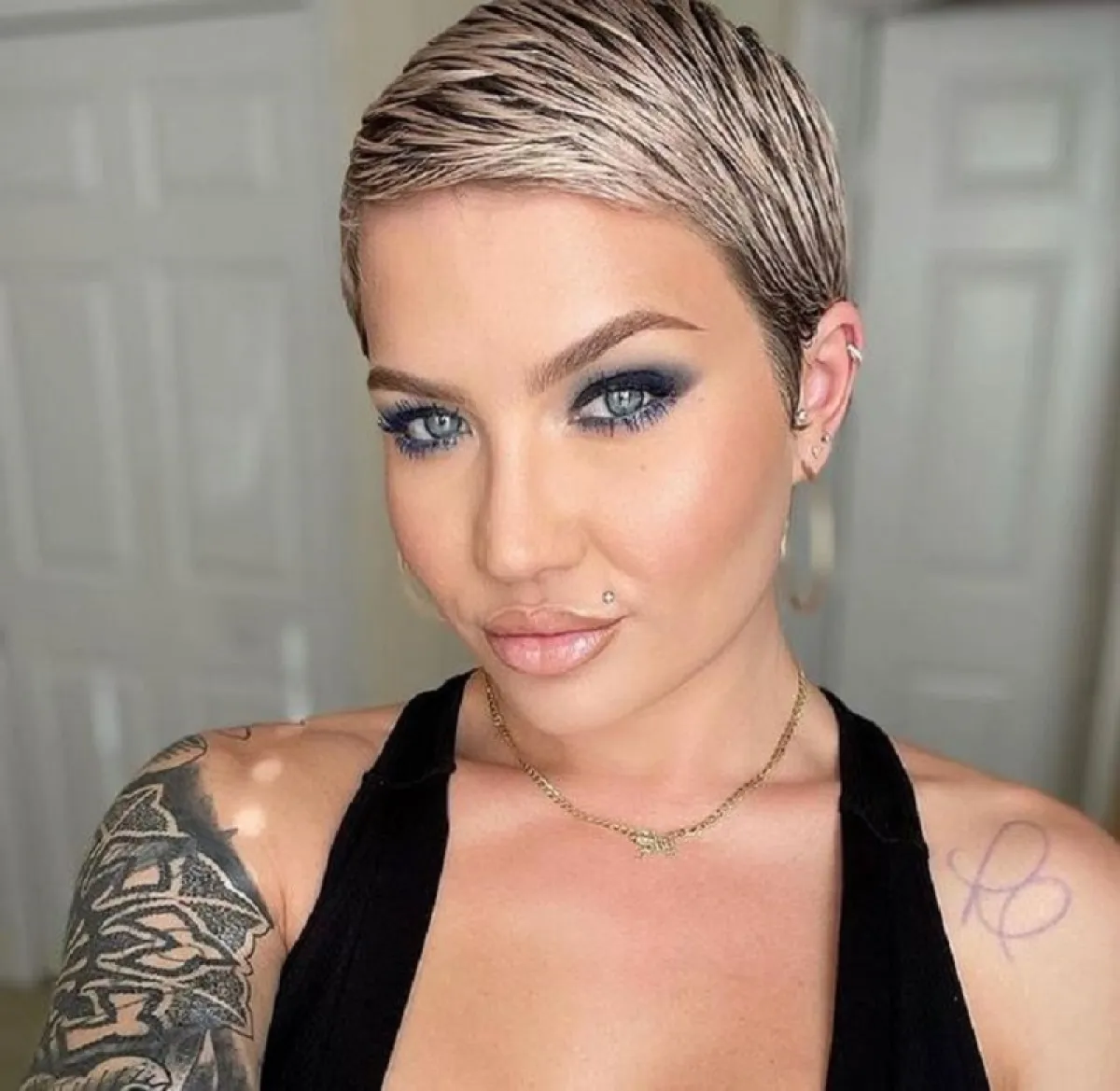 قصات شعر قصير  2023