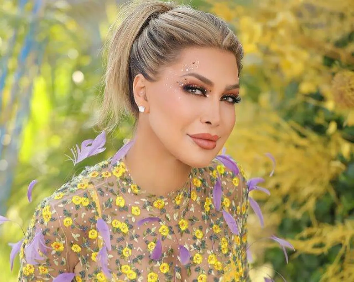 صيحات مكياج وتسريحات شعر من النجمات