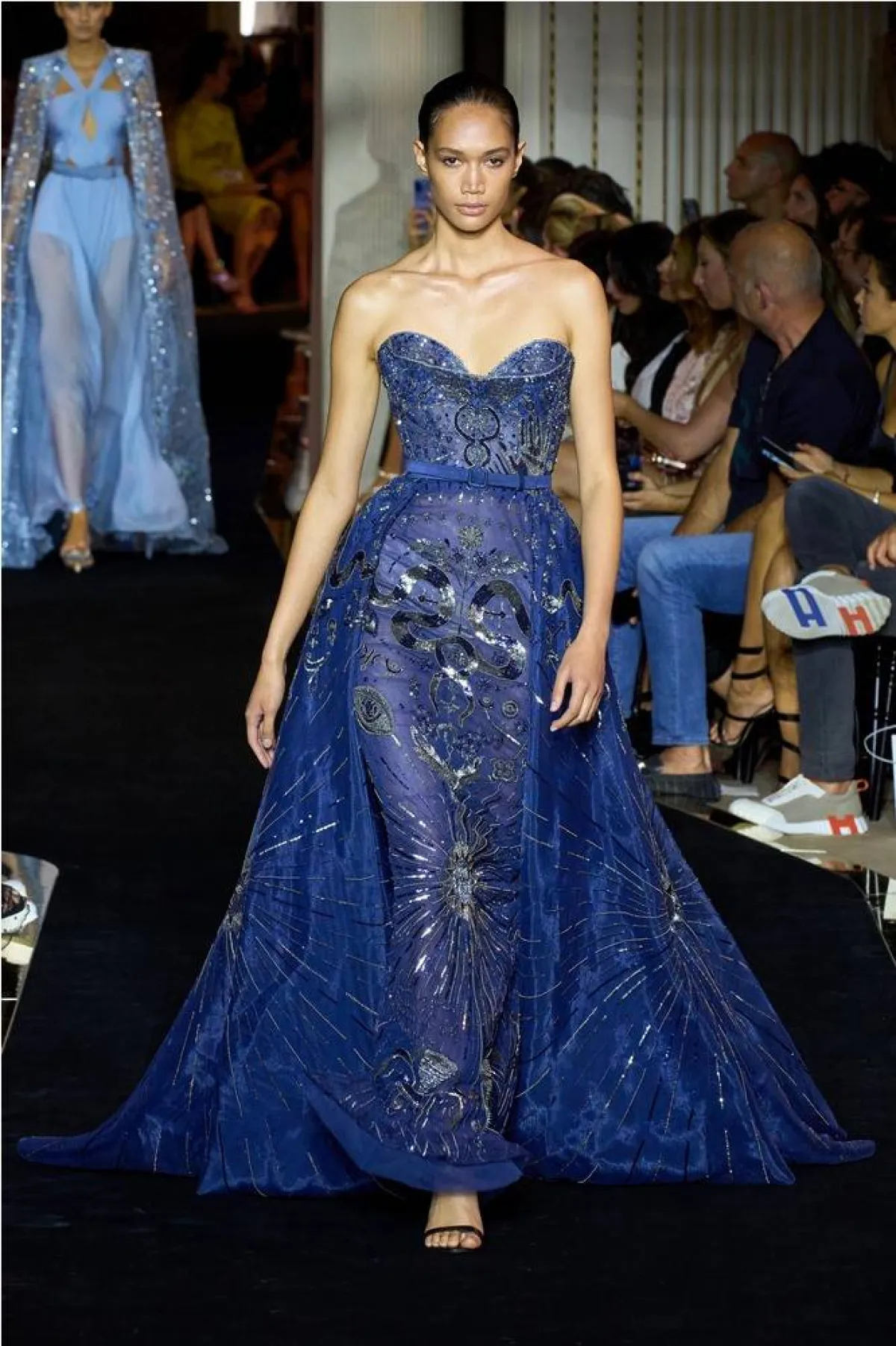 فساتين خطوبة بقصة الكورسيه من زهير مراد  Zuhair Murad