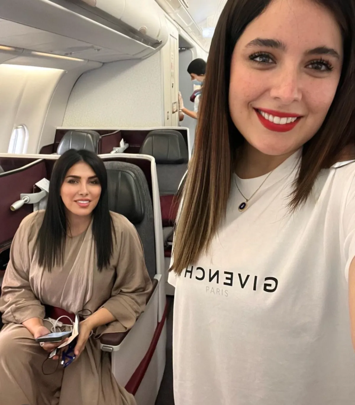 إيمان وزهرة عرفات - الصورة من حسابها على الانستجرام