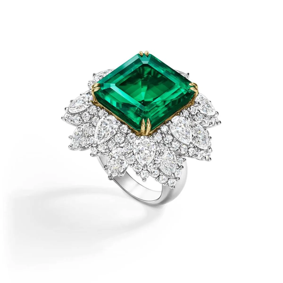 خاتم The Rockefeller من هاري وينستون Harry Winston