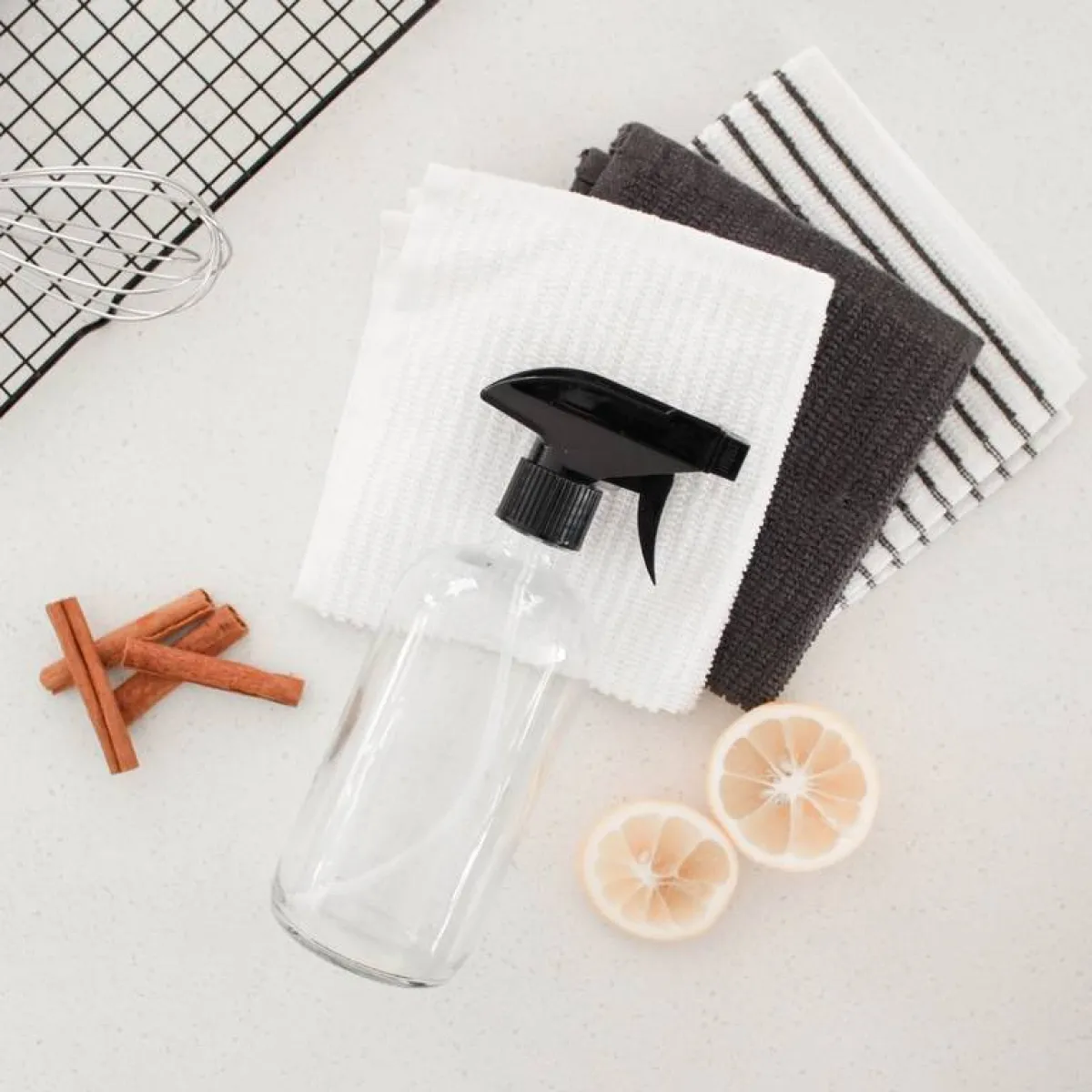 استخدام القرفة في عمليات عدة مُتعلّقة بتنظيف المنزل