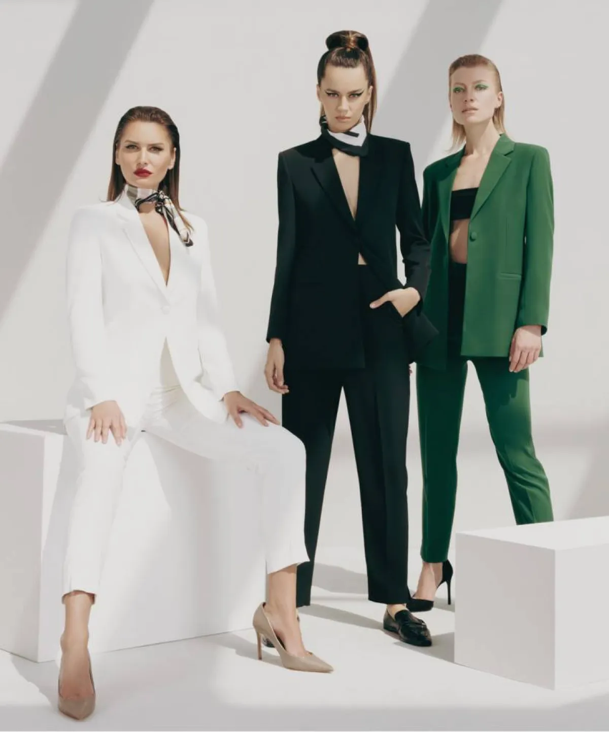 أطقم من تصميم المصممة سابرينا محي الدين