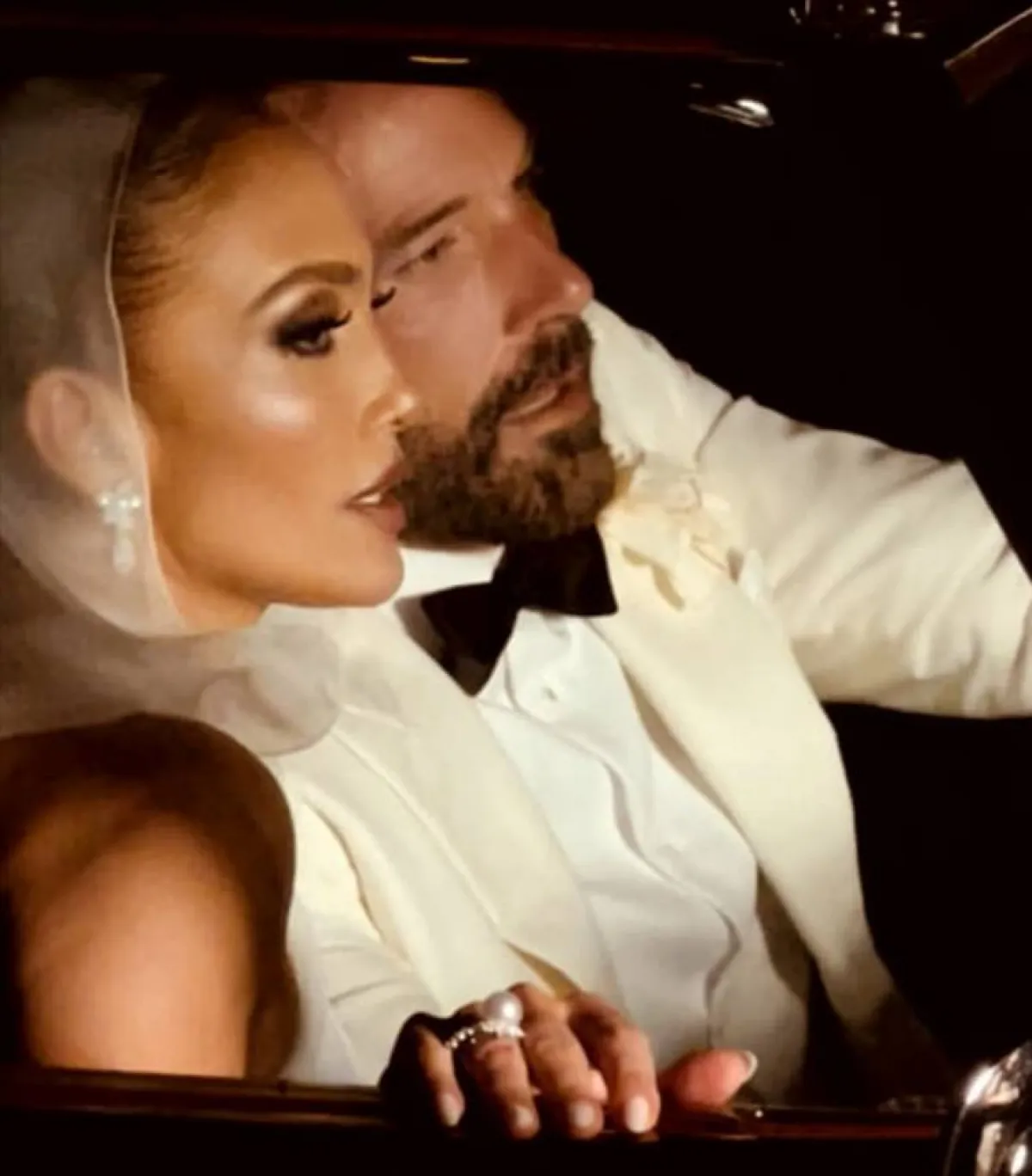 زفاف جينيفر لوبيز وبن أفليك- الصورة من البريد الإلكتروني لجينيفر لوبيز