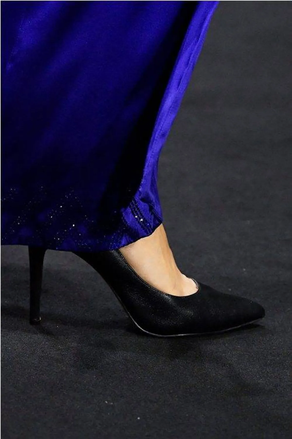 حذاء أسود لخريف 2022 من سمسم Semsem