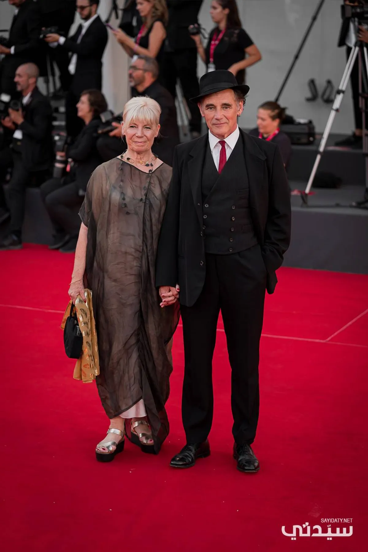 مارك ريلانس وكلير فان كامبن