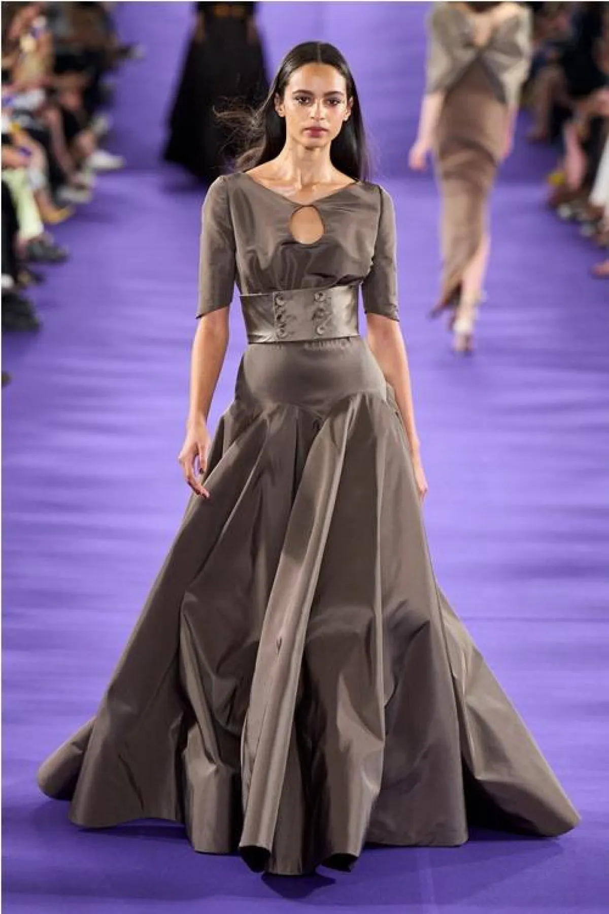 فستان سهرة لأم العروس من الكسيس مابيل Alexis Mabille