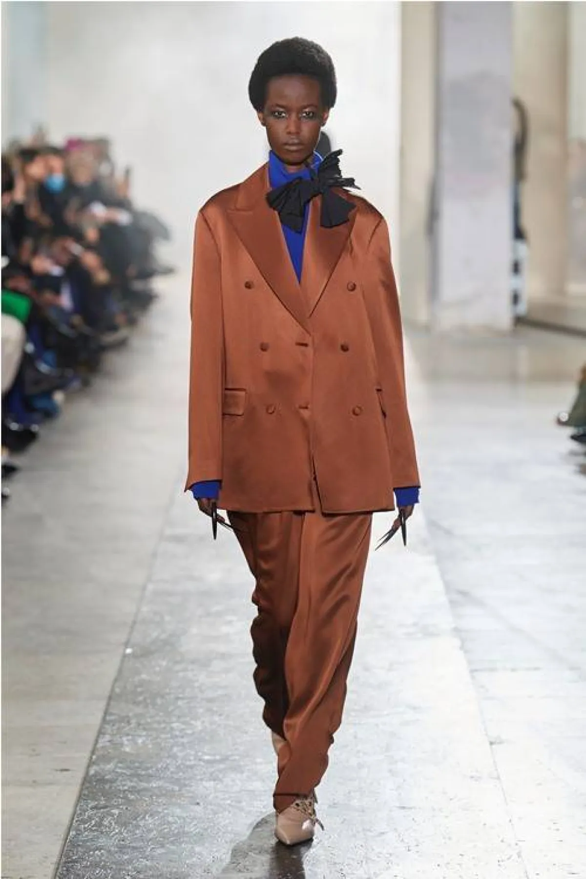 بدلة لخريف 2022 من روشاس Rochas