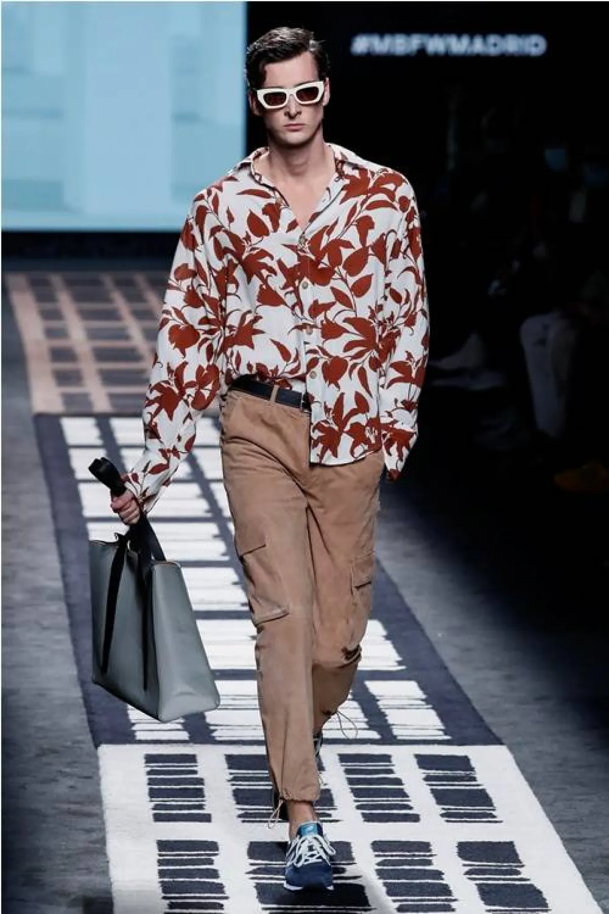 القميص الملوّن من بابلو إيروز Pablo Erroz