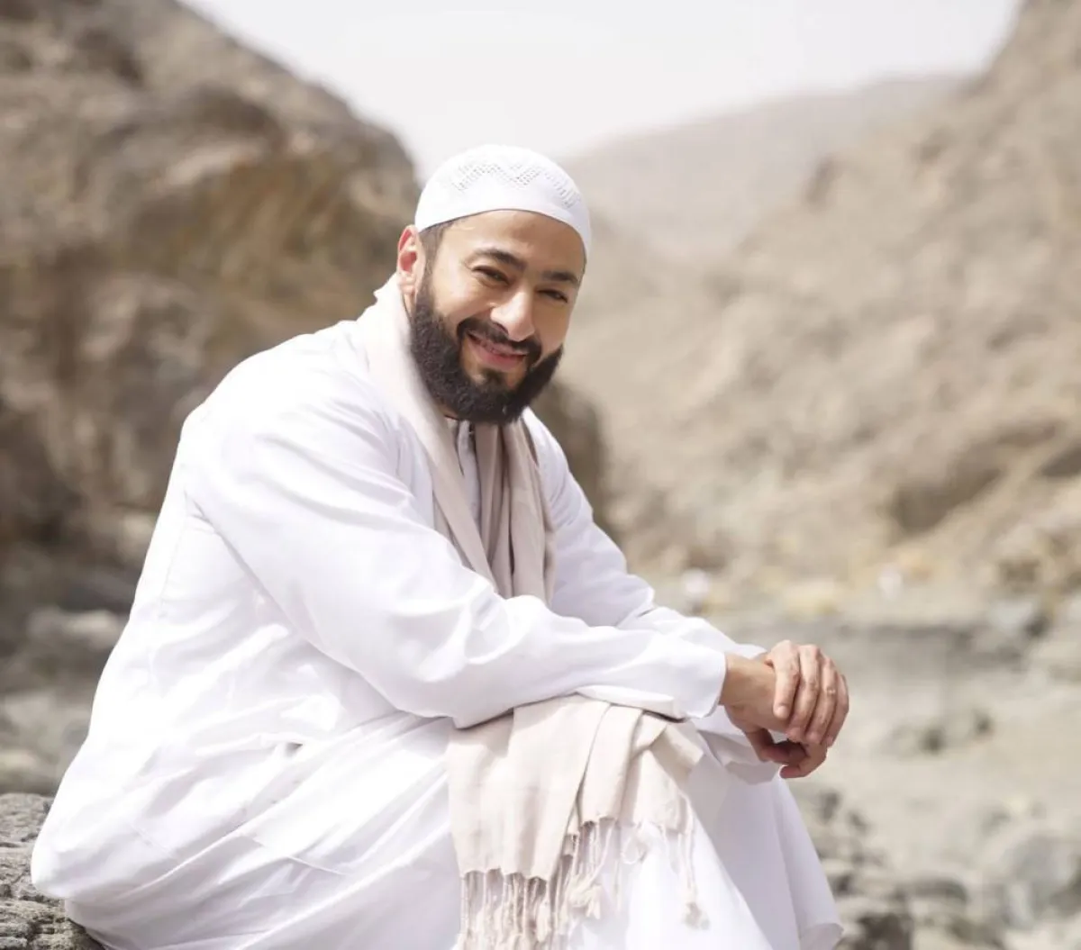 حمادة هلال - الصورة من صفحته الرسمية على الفيس بوك