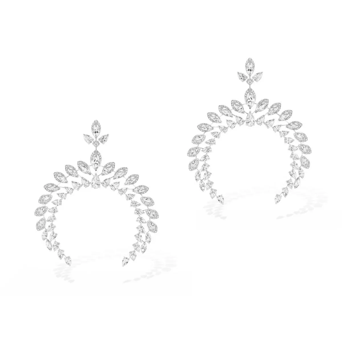 أقراط Wild Moon من Messika