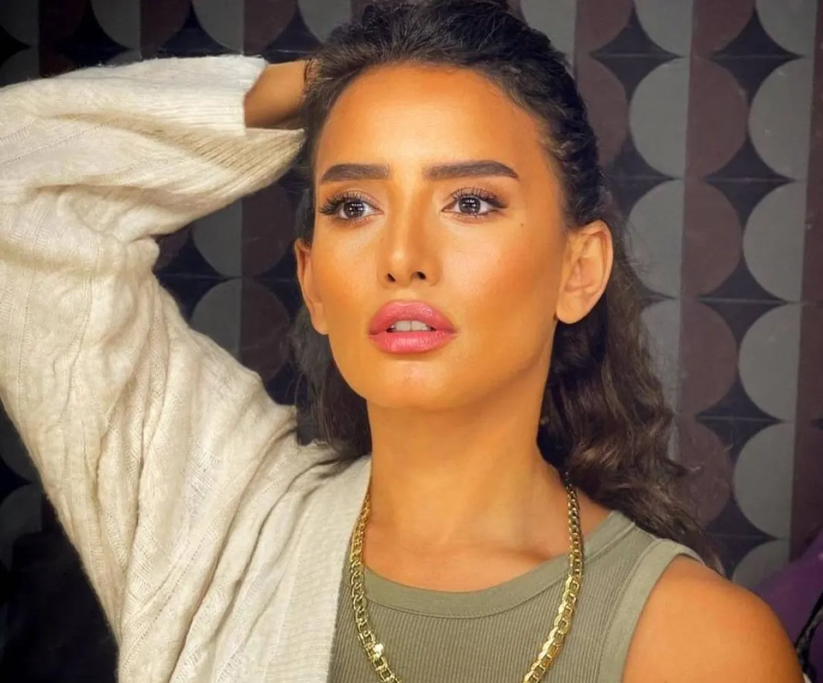 زينة - صورة من صفحتها الرسمية على انستغرام