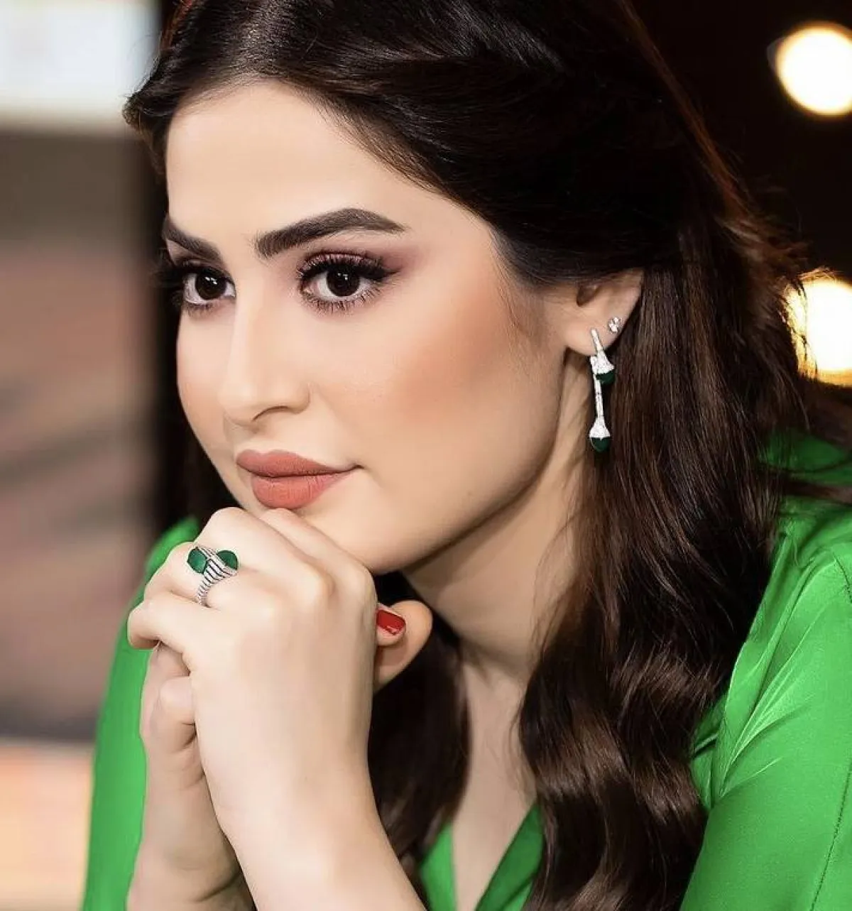 مكياج مشمشي من رؤى الصبان -الصورة من حسابها على الانستغرام