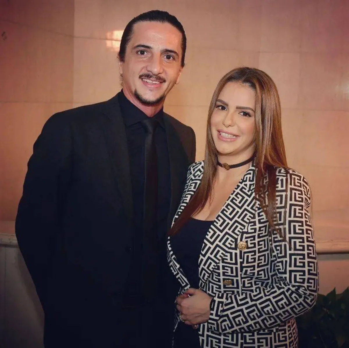 دنيا عبد العزيز وزوجها بمهرجان همسة - الصورة من حسابها على انستغرام