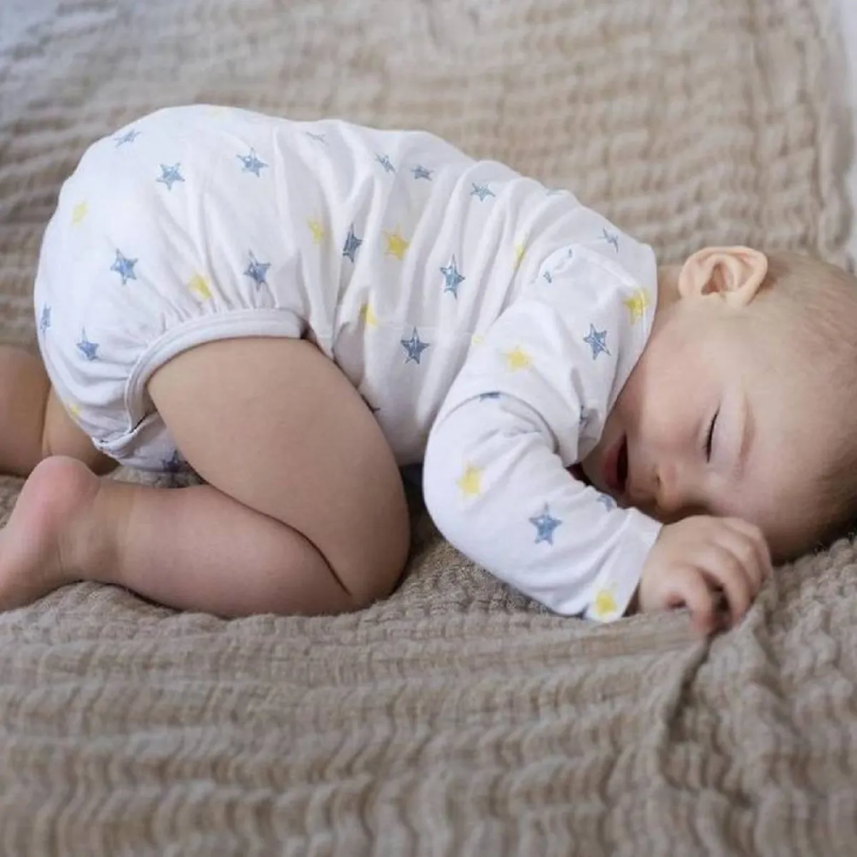 صورة لطفل نائم