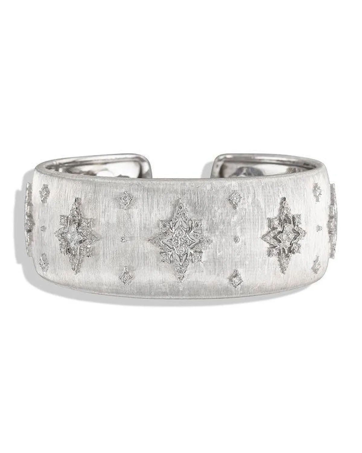 الصورة من صفحة مجوهرات Buccellati على انستغرام