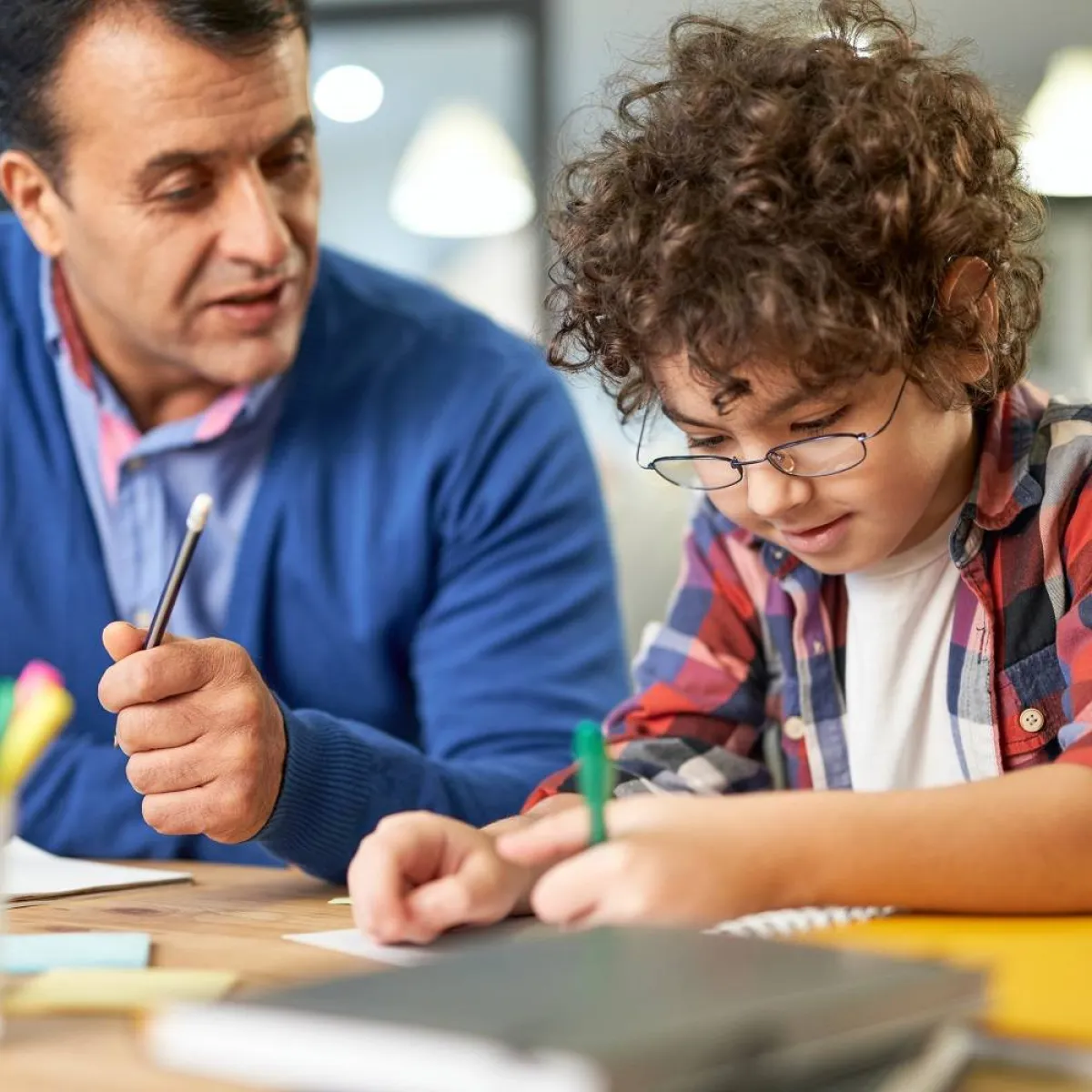 صورة لطفل وواجبه