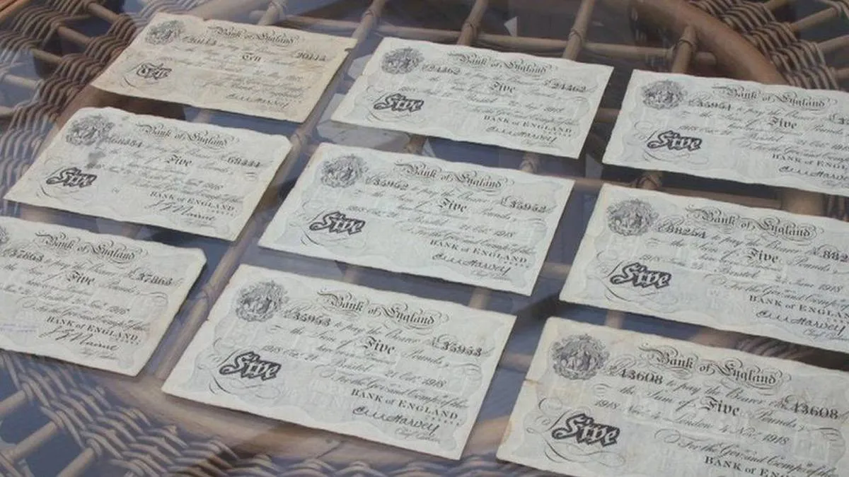 اكتشاف كنز مدفون بين النفايات في منزل ببريطانيا