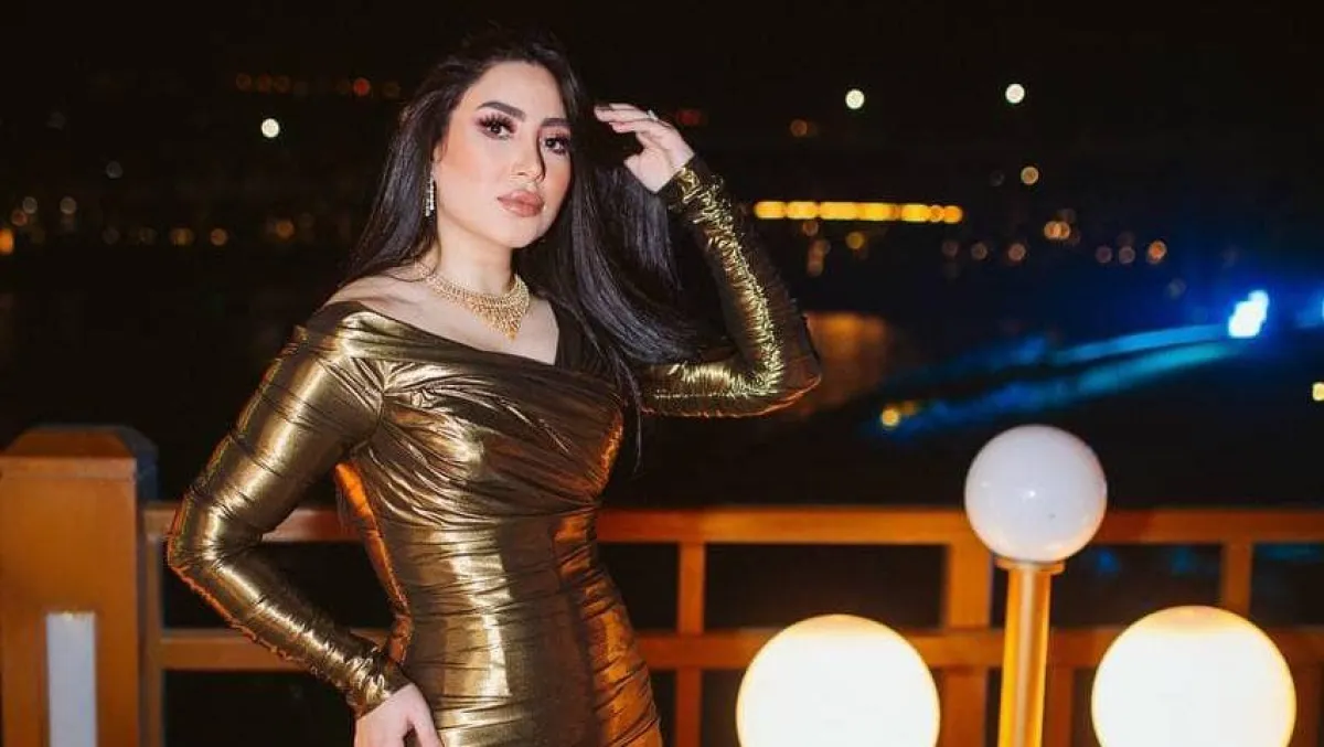 بوسي - صورة من حسابها على فيسبوك