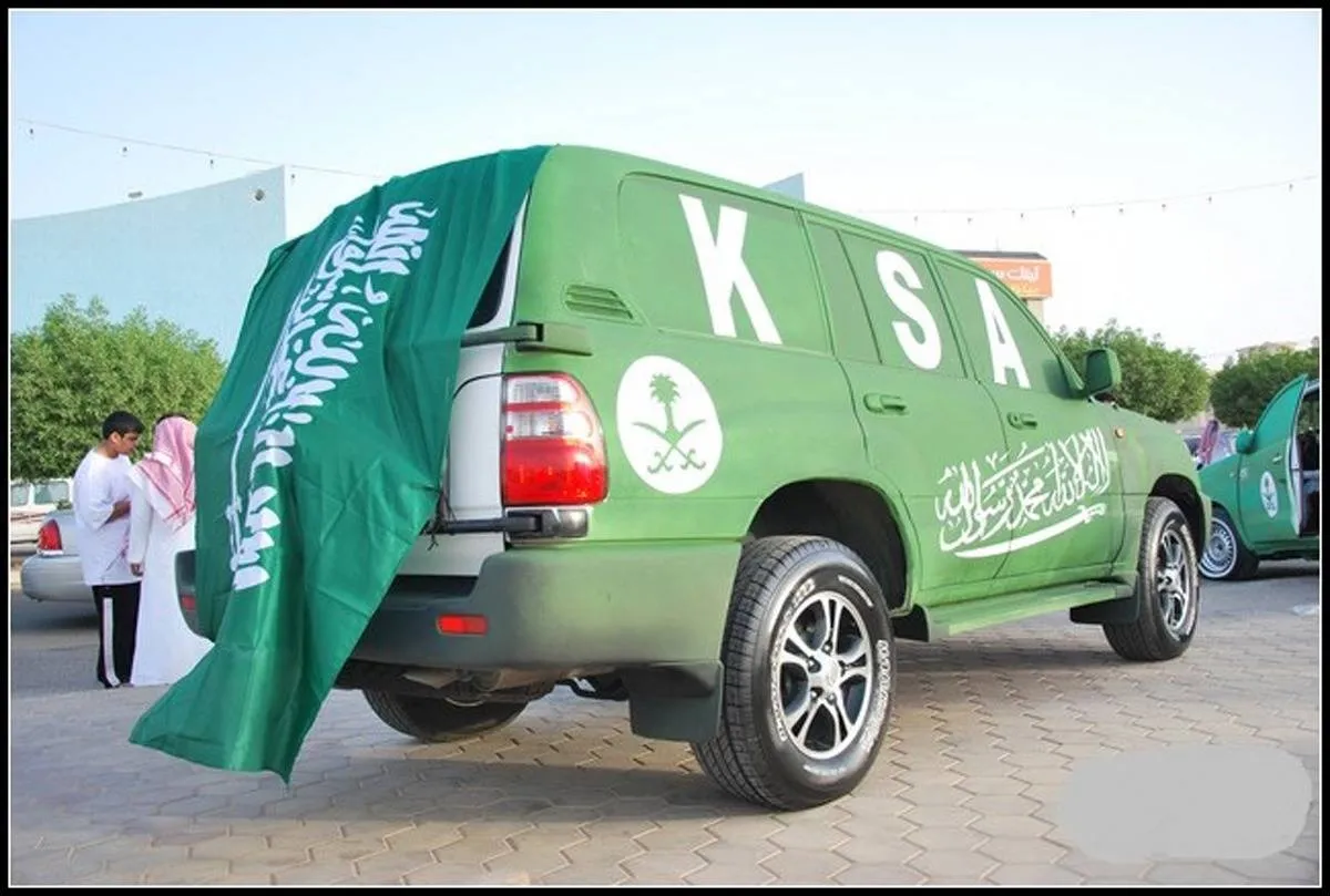 أفكار لتزيين السيارات في اليوم الوطني السعودي 2022