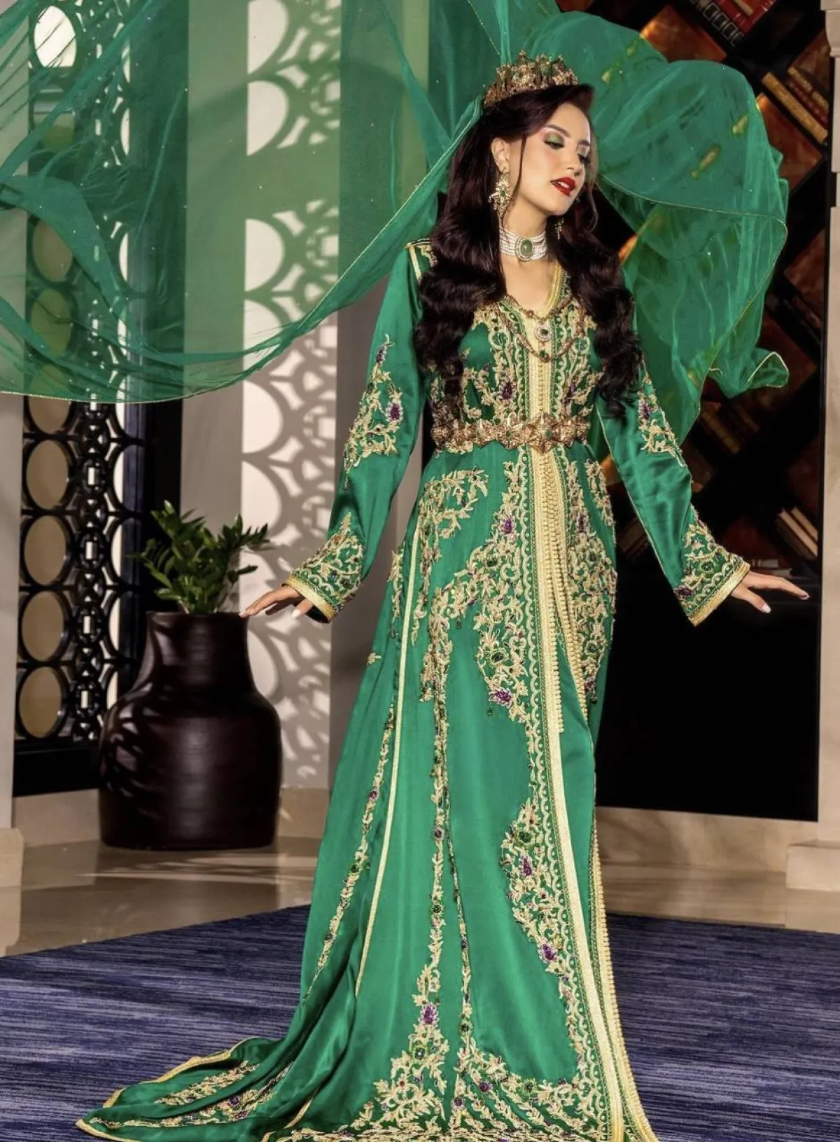 جيهان كيداري بقفطان ملكي