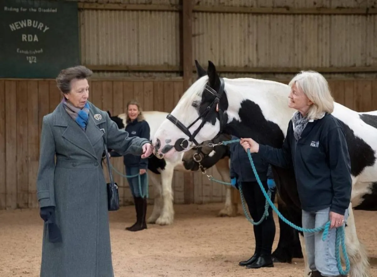 الأميرة آن ترث عن والدتها حبها للخيول- الصورة من حساب The Royal Family على إنستغرام