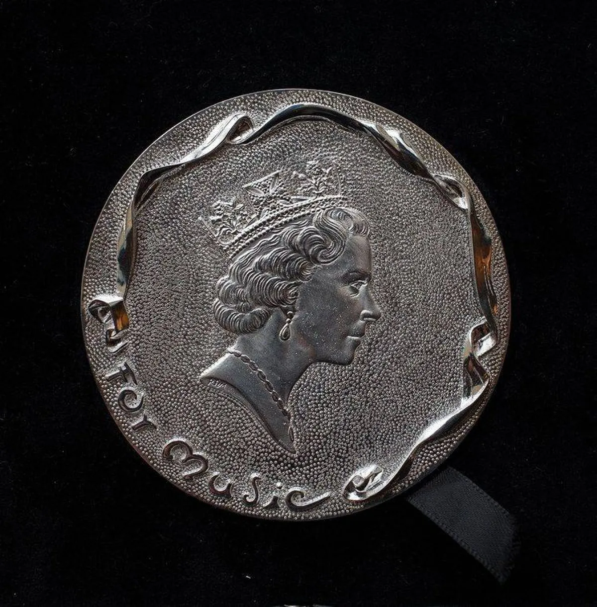 الصورة من صفحة the royal family على انستغرام