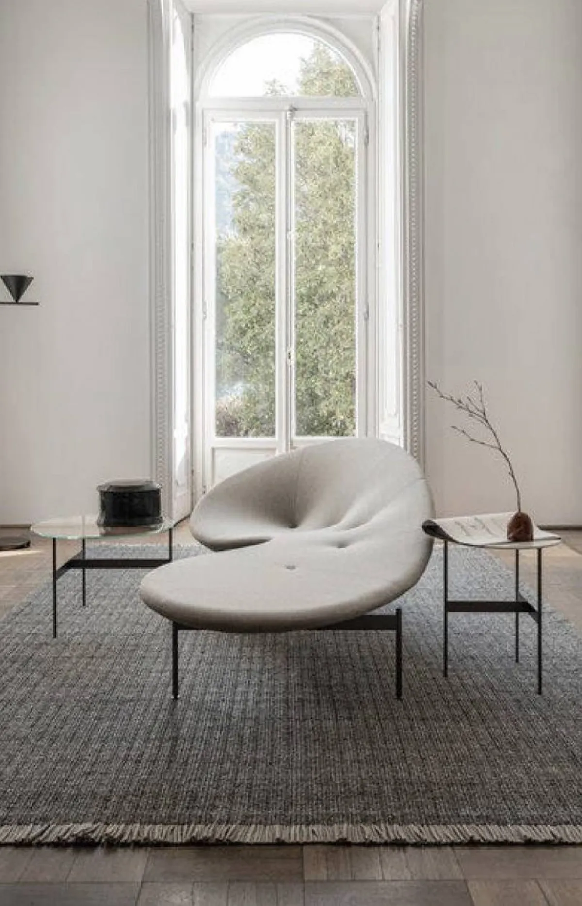 كرسي من B&B Italia