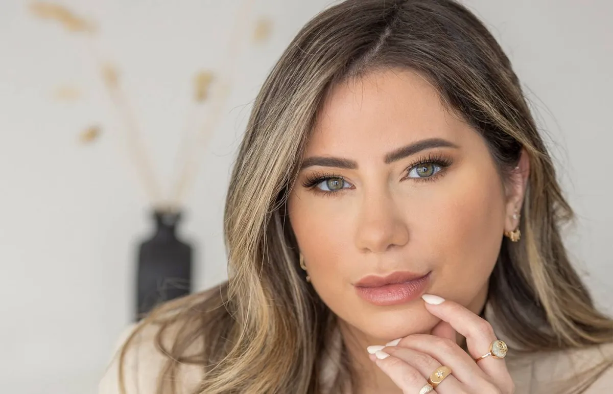 المصمّمة إيمان فواز: هناك قيمة عاطفية وراء كل قطعة مجوهرات أصمّمها 