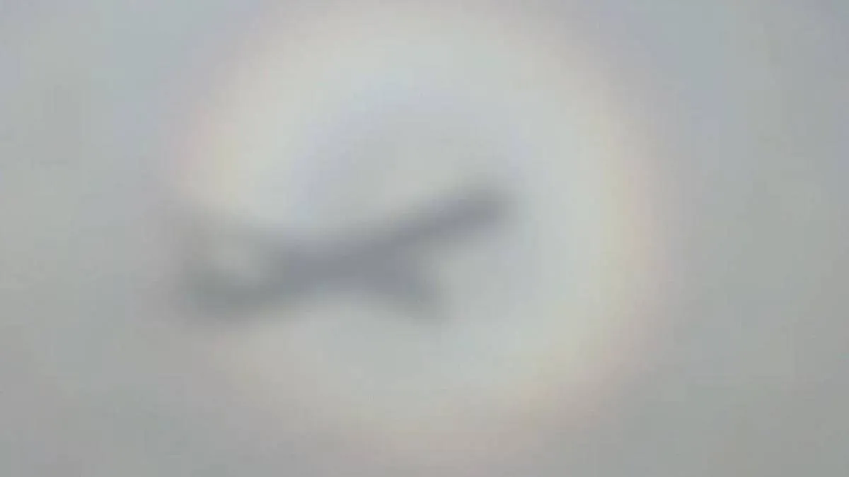 صورة هالة المجد في سماء الهند