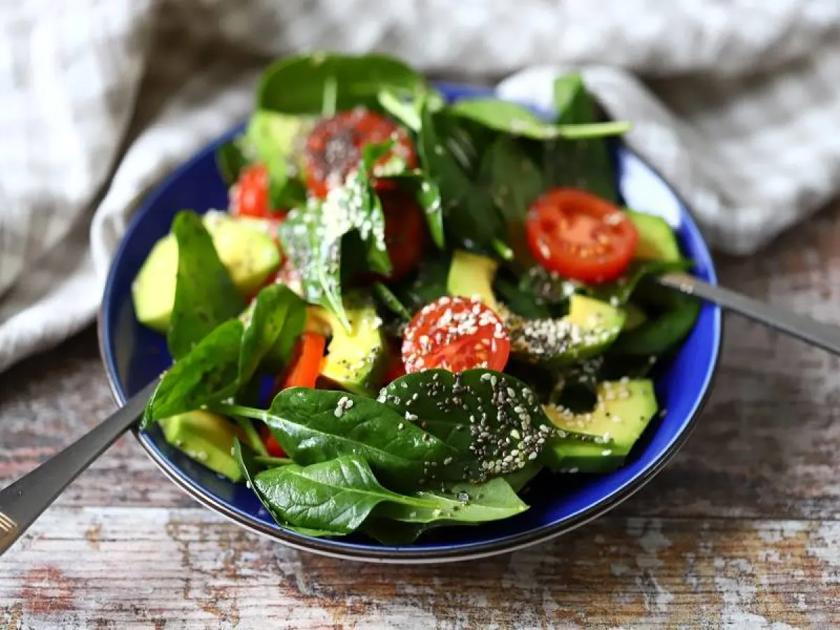 طريقة استخدام بذور الرجلة مع السلطة لخسارة الوزن