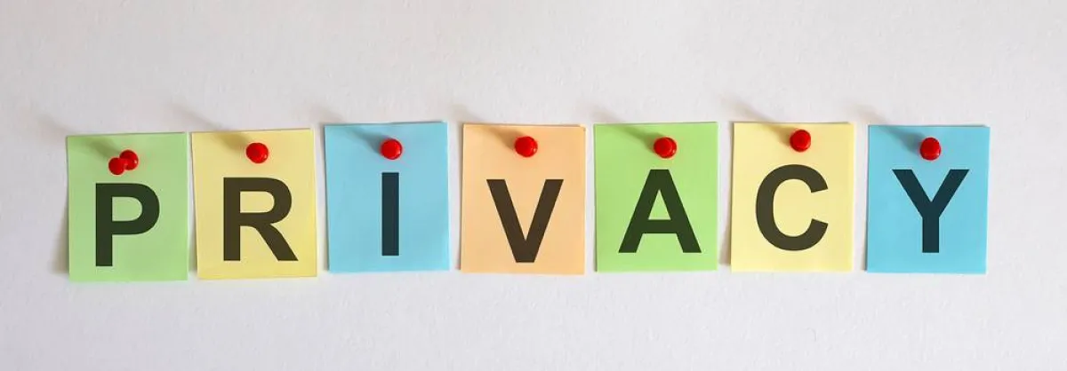 احترام خصوصيّة الآخرين واجب