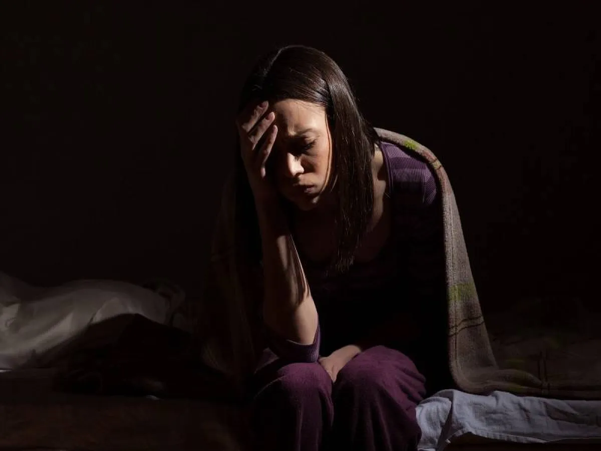 عندما يكون هناك ضوء شمس أقل تتغير ساعتك البيولوجية التي تنظم مزاجك ونومك والهرمونات