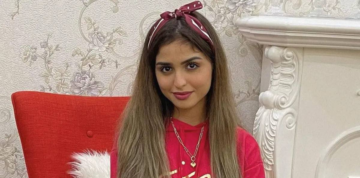 حلا الترك -الصورة من حسابها على الانستغرام